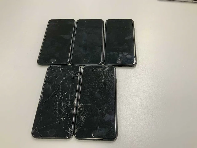 Apple - iphone 7 32/128gb black (5x) - afbeelding 2 van  3