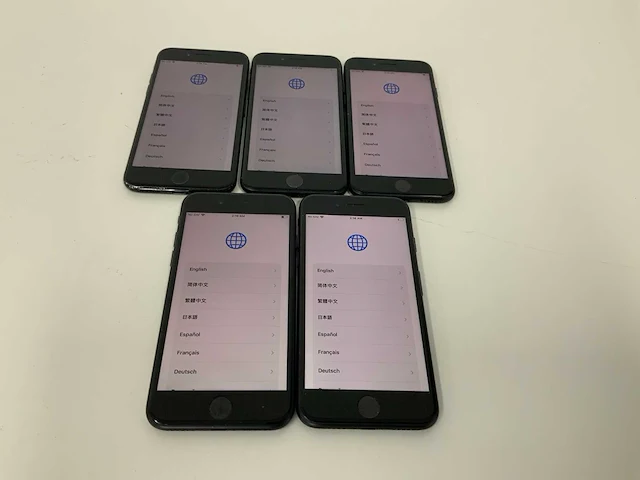 Apple - iphone 7 32/128gb black (5x) - afbeelding 1 van  3