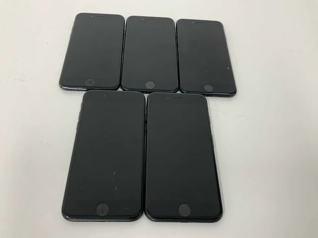 Apple - iphone 7 32/128gb black (5x) - afbeelding 2 van  3