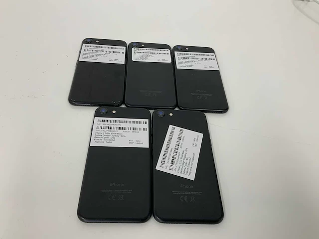 Apple - iphone 7 32/128gb black (5x) - afbeelding 3 van  3