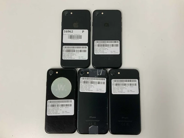 Apple - iphone 7 32gb black (5x) - afbeelding 2 van  2