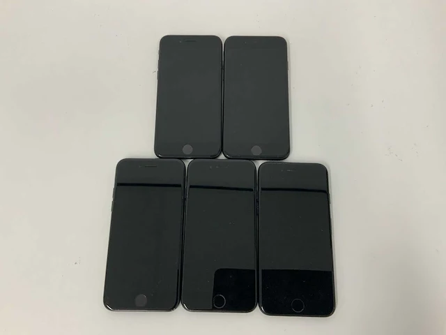 Apple - iphone 7 32gb black (5x) - afbeelding 2 van  3