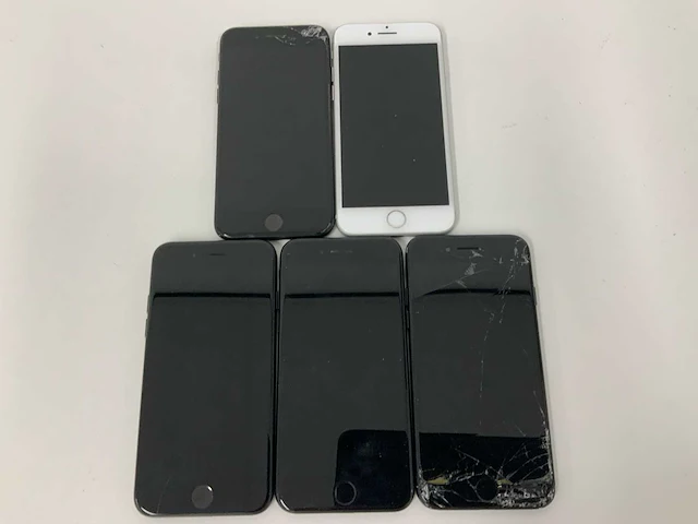 Apple - iphone 7 32gb black/white (5x) - afbeelding 2 van  3