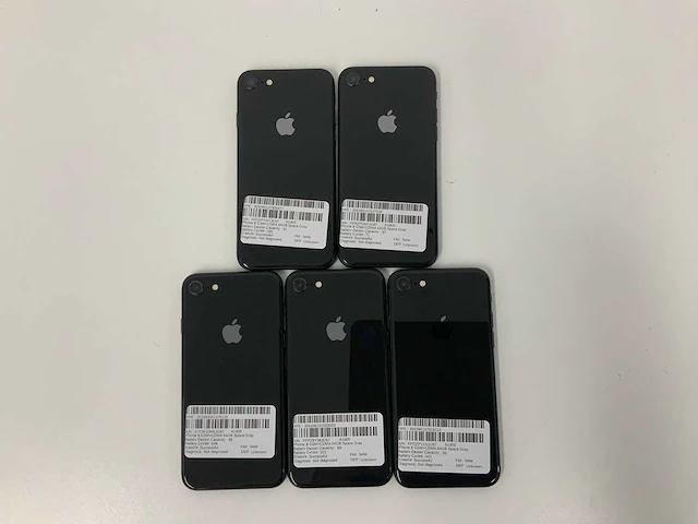 Apple - iphone 8 64gb space gray (5x) - afbeelding 3 van  3