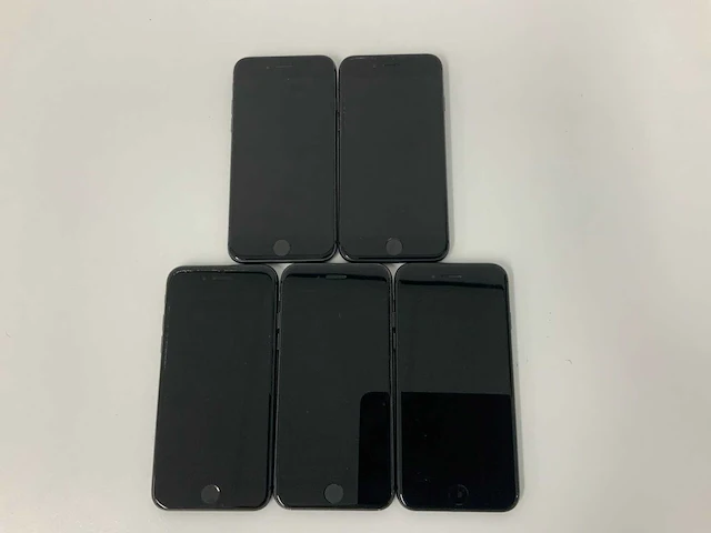 Apple - iphone 8 64gb space gray - afbeelding 2 van  2