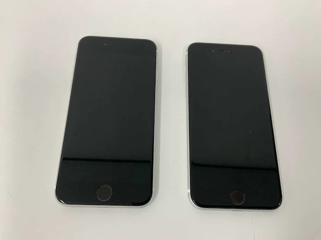 Apple - iphone se (2020): 64gb white - mx9r2zd/a - afbeelding 2 van  3