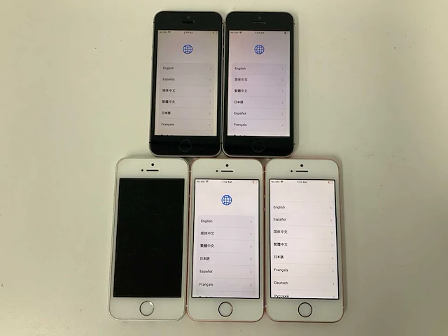 Apple - iphone se silver/space gray/rose gold (5x) - afbeelding 1 van  3