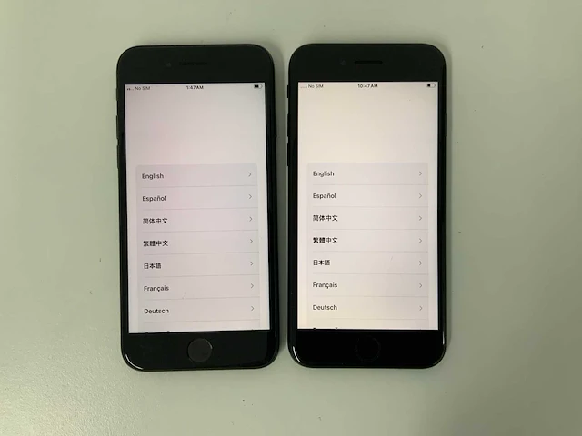 Apple - iphone se(2020) 2nd gen 64gb black (2x) - afbeelding 1 van  3
