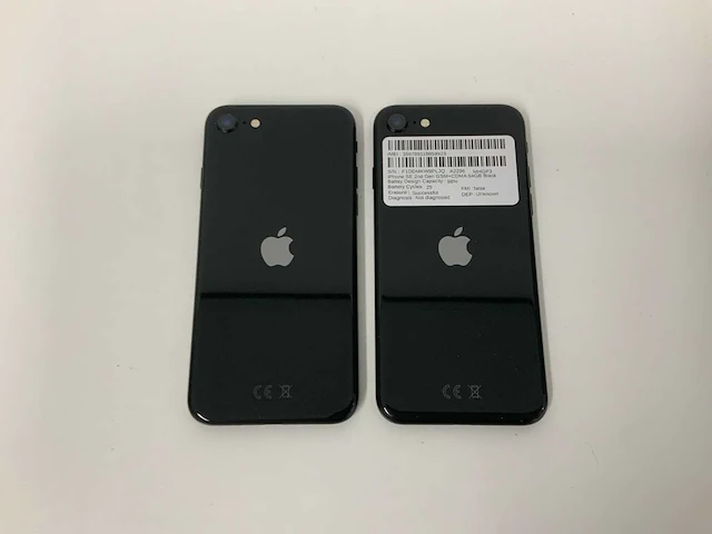 Apple - iphone se(2020) 2nd gen 64gb black (2x) - afbeelding 3 van  3