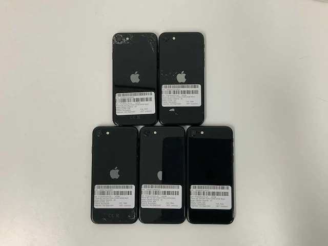 Apple - iphone se(2020) 2nd gen 64gb black (5x) - afbeelding 3 van  3