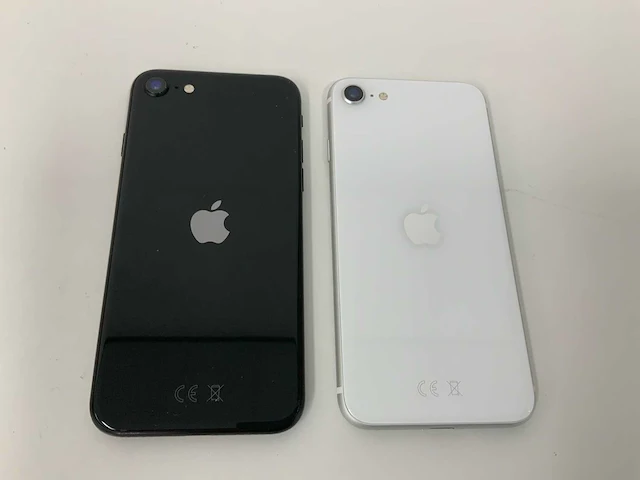 Apple - iphone se(2020) 2nd gen 64gb black/white (2x) - afbeelding 3 van  3