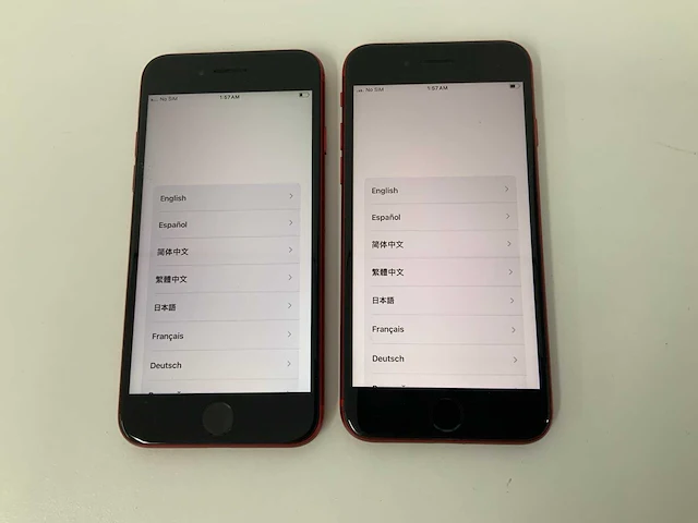 Apple - iphone se(2020) 2nd gen 64gb red (2x) - afbeelding 1 van  3