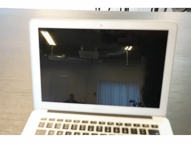 Apple - macbook air a1466 - laptop - afbeelding 4 van  5
