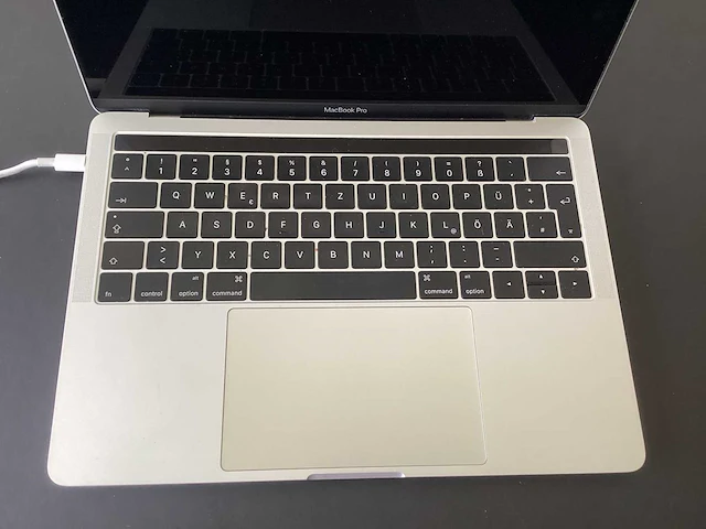Apple - macbook pro a1706 - 13,3 i5-6267u cpu @ 2.90ghz - afbeelding 7 van  9