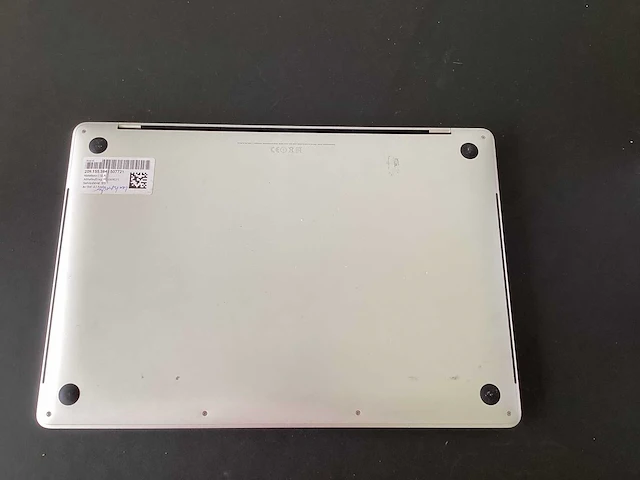 Apple - macbook pro a1707 - 15 i7-6820hq cpu @ 2.70ghz - laptop - afbeelding 3 van  6