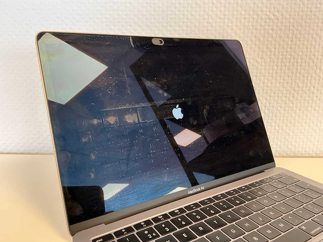 Apple - macbookair8,1 - laptop - afbeelding 3 van  6