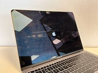 Apple - macbookair8,1 - laptop - afbeelding 3 van  6