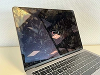 Apple - macbookair8,1 - laptop - afbeelding 3 van  6