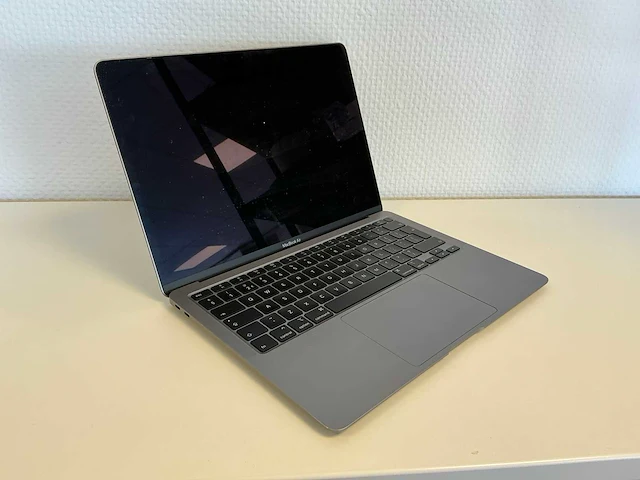 Apple - macbookair9,1 - laptop - afbeelding 1 van  6
