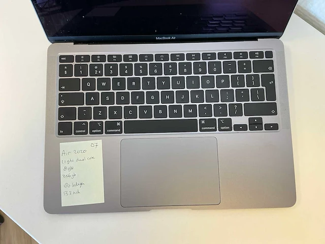 Apple - macbookair9,1 - laptop - afbeelding 2 van  6