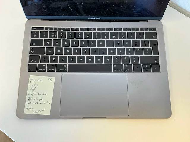 Apple - macbookpro14,1 (13 inch) - laptop - afbeelding 2 van  6
