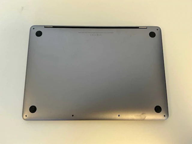 Apple - macbookpro14,1 (13 inch) - laptop - afbeelding 5 van  6