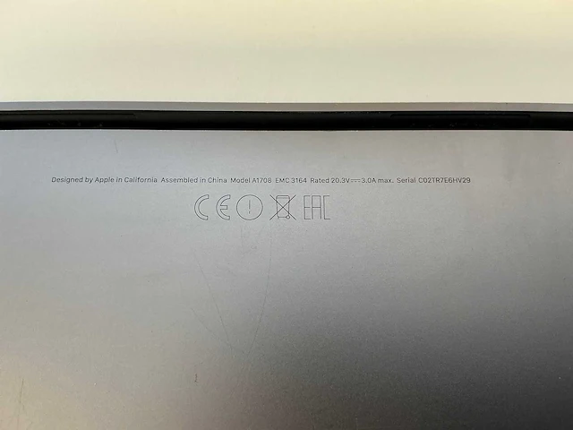 Apple - macbookpro14,1 (13 inch) - laptop - afbeelding 6 van  6