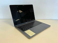 Apple - macbookpro14,1 (13 inch) - laptop - afbeelding 1 van  6