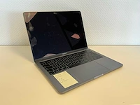 Apple - macbookpro15,4 (13 inch) - laptop - afbeelding 1 van  6