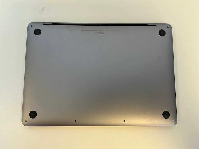 Apple - macbookpro15,4 (13 inch) - laptop - afbeelding 5 van  6
