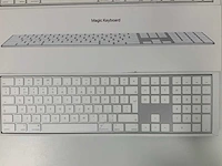 Apple - magic qwerty keyboard with numeric keypad (2x) - afbeelding 2 van  3