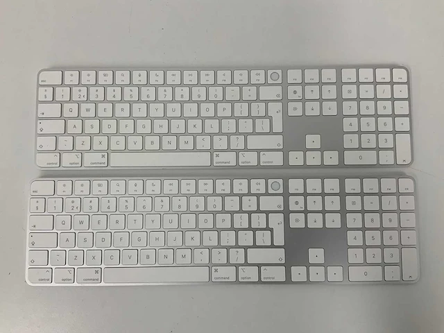 Apple - magic qwerty keyboard with touch id and numeric keypad (2x) - afbeelding 1 van  2