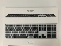Apple - magic qwerty(grieks) keyboard with numeric keypad and touch id (2x) - afbeelding 2 van  3