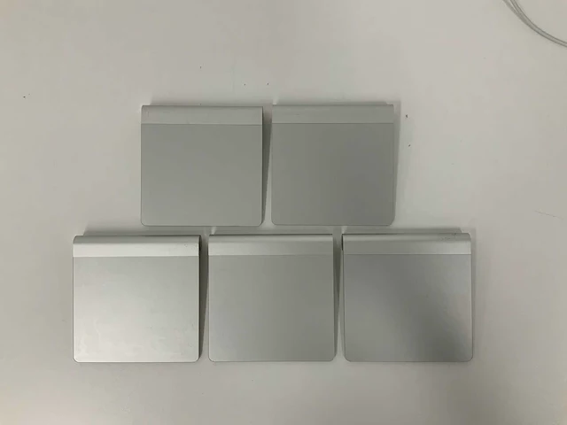 Apple - magic trackpad white (5x) - afbeelding 1 van  2