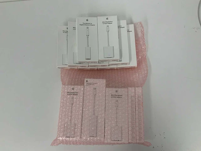 Apple - mini displayport to vga adapter (20x) - afbeelding 1 van  2