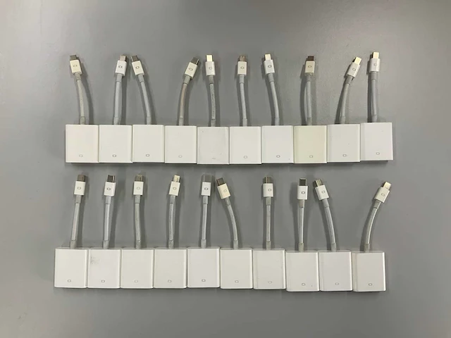 Apple - mini displayport to vga adapter (20x) - afbeelding 1 van  1