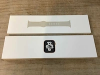 Apple - se - smartwatch gps gold aluminium - afbeelding 3 van  6