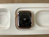 Apple - se - smartwatch gps gold aluminium - afbeelding 6 van  6