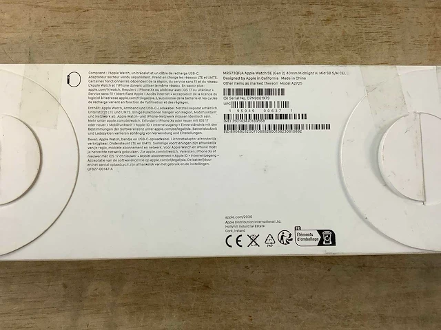 Apple - se - smartwatch gps + midnight aluminium - afbeelding 6 van  6