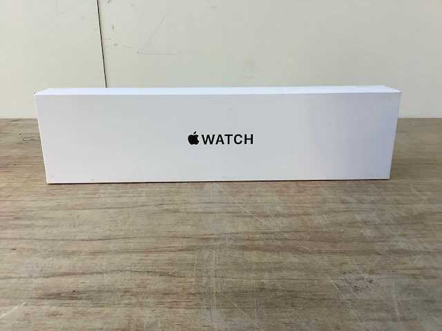 Apple - se - smartwatch gps midnight aluminium - afbeelding 2 van  7
