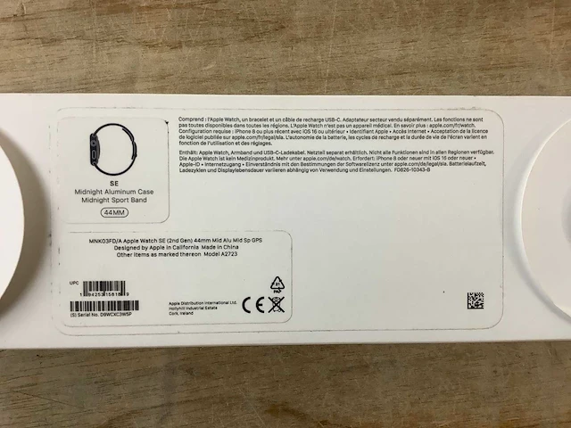 Apple - se - smartwatch gps midnight aluminium - afbeelding 7 van  7