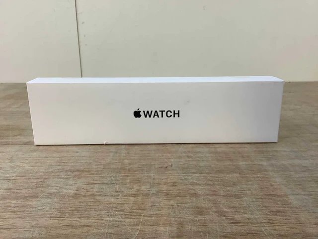 Apple - se - smartwatch gps midnight aluminium - afbeelding 2 van  7