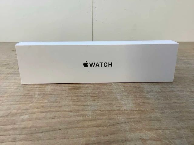 Apple - se - smartwatch gps starlight aluminium - afbeelding 2 van  7