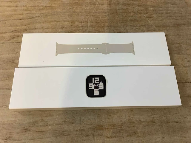 Apple - se - smartwatch gps starlight aluminium - afbeelding 3 van  7
