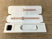 Apple - series 6 - smartwatch gps gold aluminium - afbeelding 4 van  7