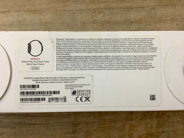 Apple - series 6 - smartwatch gps+ space gray aluminium - afbeelding 7 van  7