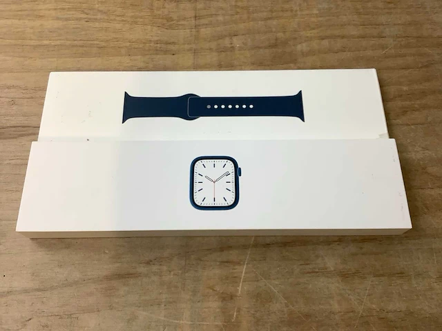 Apple - series 7 - smartwatch gps+ blue aluminium - afbeelding 3 van  7