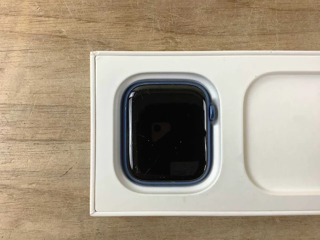 Apple - series 7 - smartwatch gps+ blue aluminium - afbeelding 5 van  7