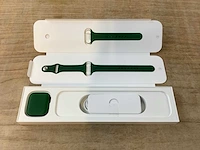 Apple - series 7 - smartwatch gps green aluminium - afbeelding 4 van  7