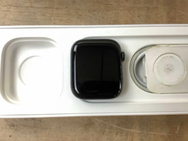 Apple - series 7 - smartwatch gps midnight aluminium - afbeelding 5 van  7